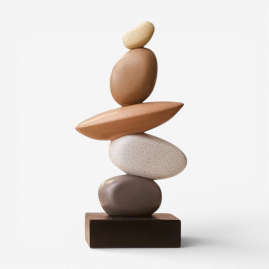 Stonira dekorativ statue i harpiks – figur med steninspireret form til bord eller hylde